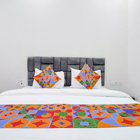 Hotel Fabexpress Bhau Residency - Nr Mumbai International Airport Exteriér fotografie